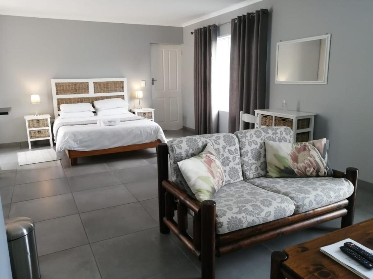 Northern Vine Guesthouse B&B Self-Catering Brackenfell Eksteriør bilde