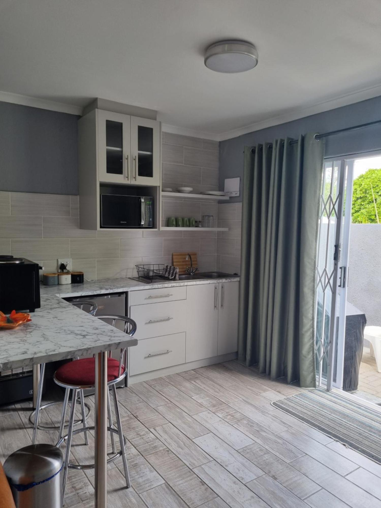 Northern Vine Guesthouse B&B Self-Catering Brackenfell Eksteriør bilde