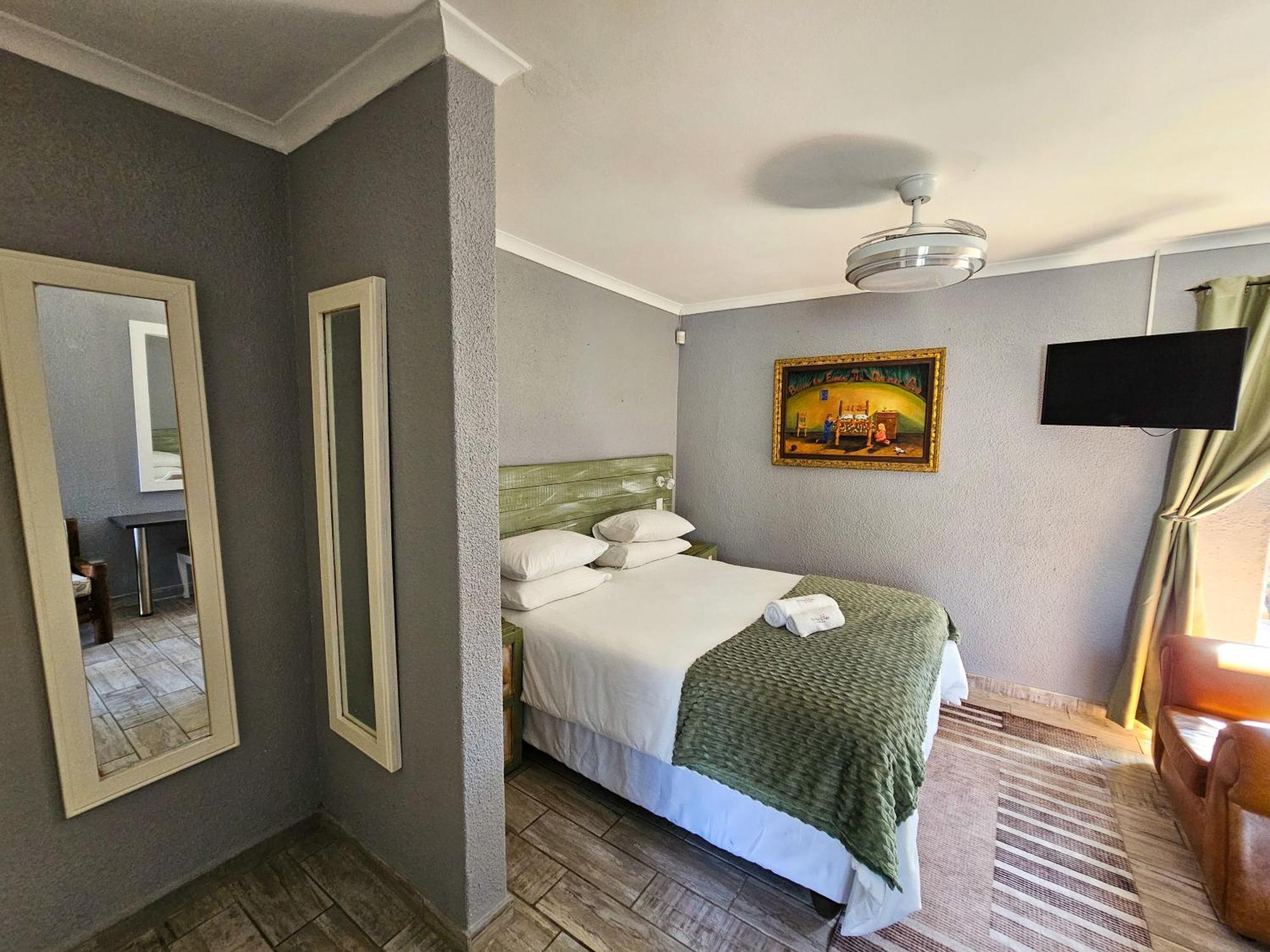 Northern Vine Guesthouse B&B Self-Catering Brackenfell Eksteriør bilde
