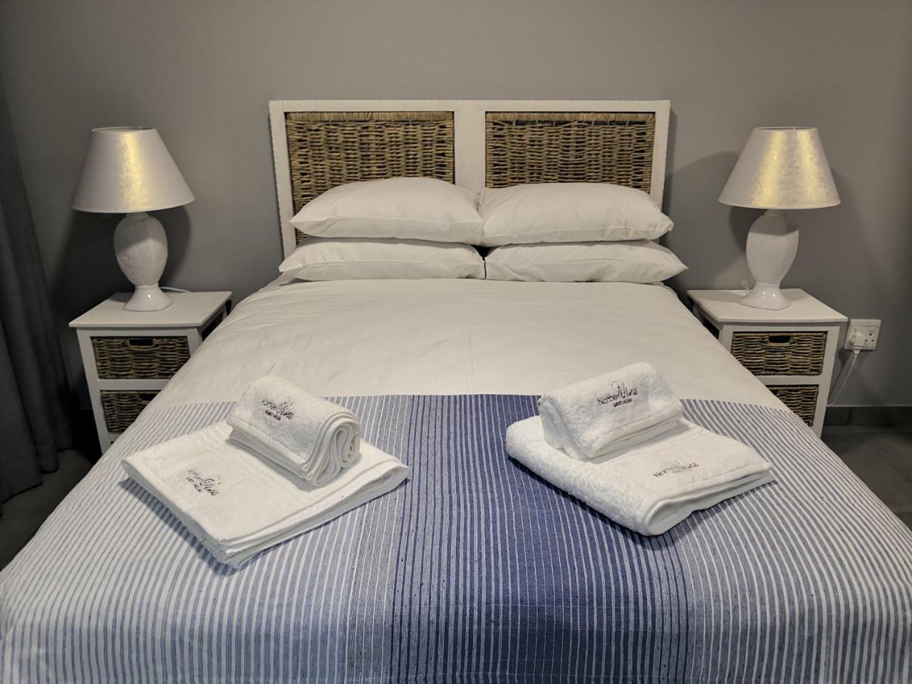 Northern Vine Guesthouse B&B Self-Catering Brackenfell Eksteriør bilde